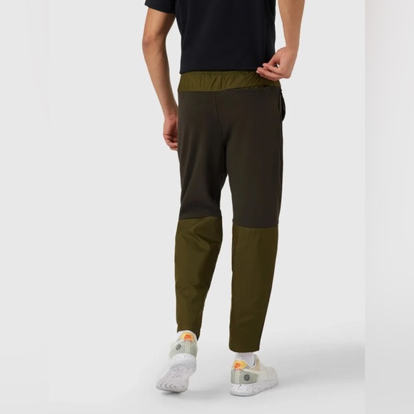 Nike NSW Tech Essentials Winter Joggers Pants DD7012-326 Men’s - Picture 2 of 4